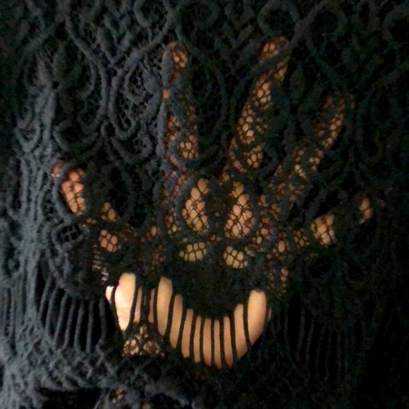 Black Lace Blouse - Picture 4 of 4